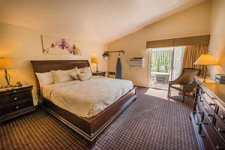 Los Gatos Lodge