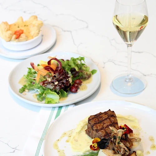 French Cozy Wine Dinner @ Hotel Citrine