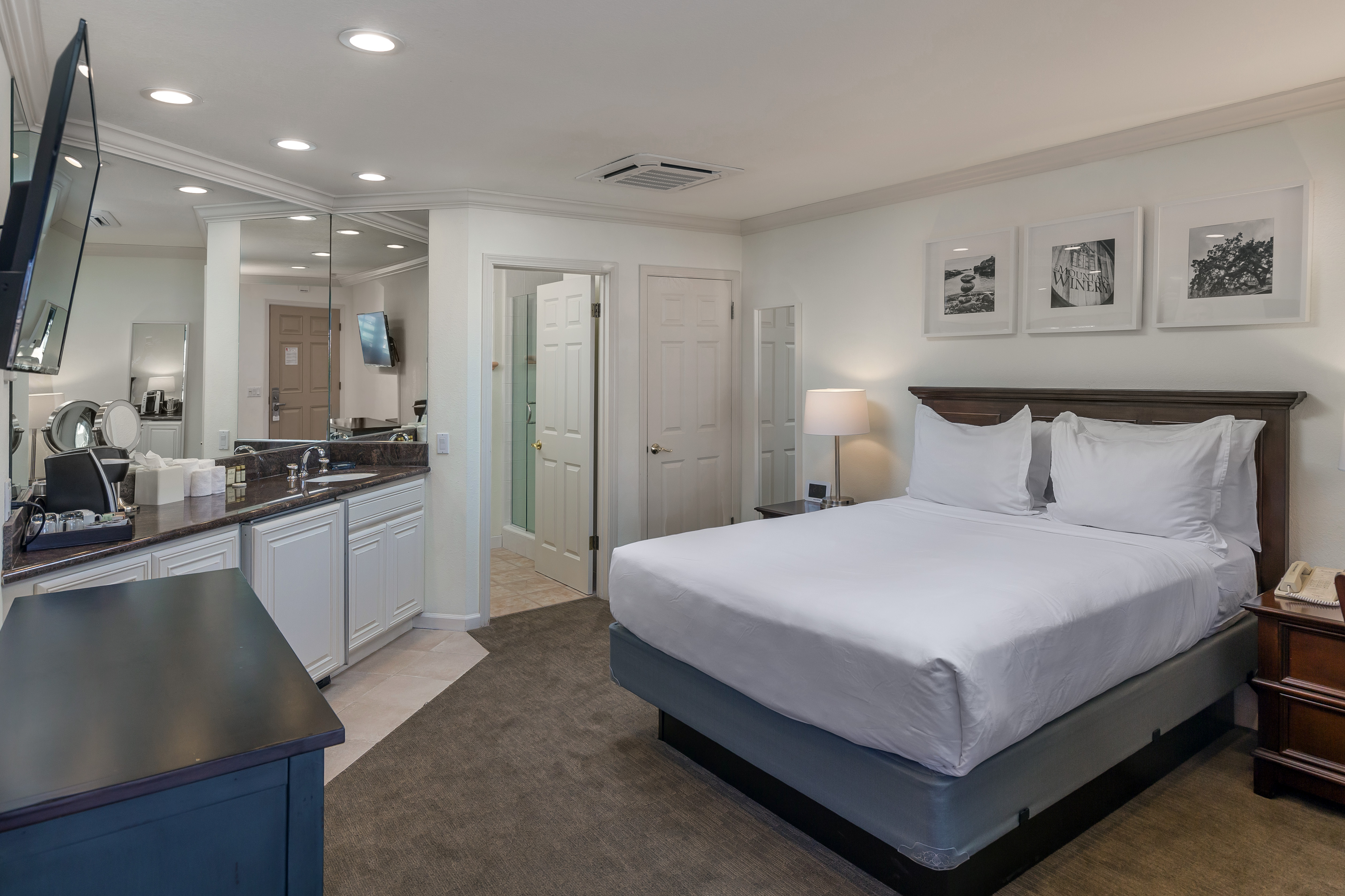 Saratoga Oaks Lodge