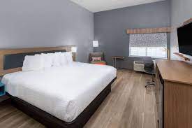 La Quinta Inn & Suites by Wyndham San Jose Silicon Valley