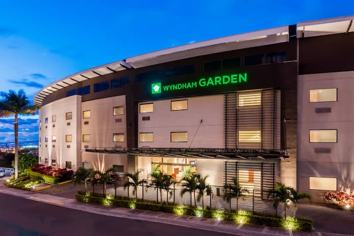 Wyndham Garden San Jose Airport