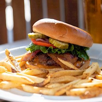 Cabana Cove Restaurant & Bar