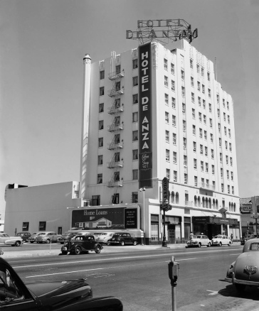 Spend the Night at Silicon Valley's Legendary Hotel De Anza