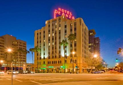 Spend the Night at Silicon Valley's Legendary Hotel De Anza