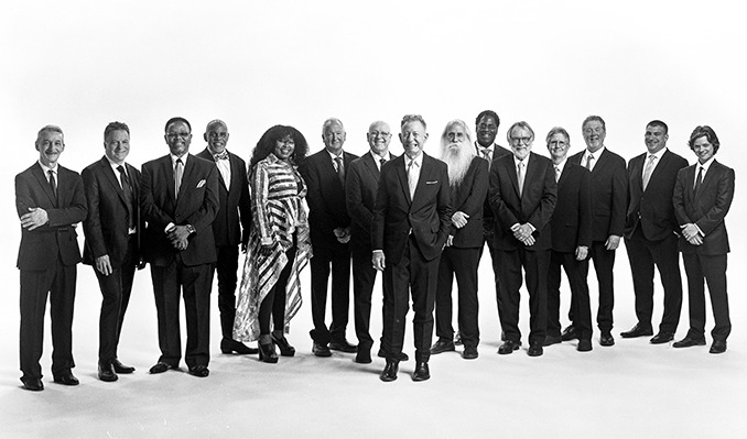 Lyle Lovett and his Large Band