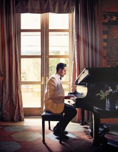 Hotel de Anza Piano Player